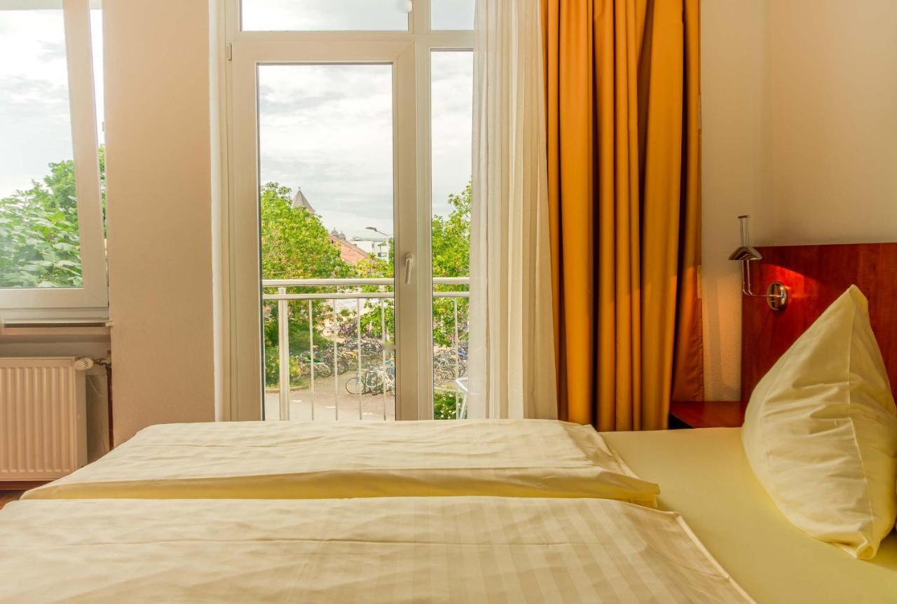Gießen Parkhotel Friedrichstrasse מראה חיצוני תמונה