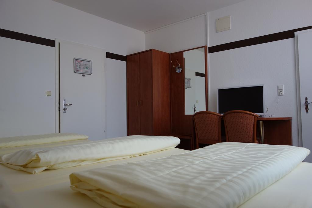 Gießen Parkhotel Friedrichstrasse מראה חיצוני תמונה